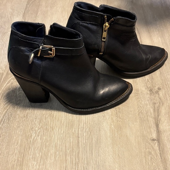 Shoes - Black‎ Ankle Boots